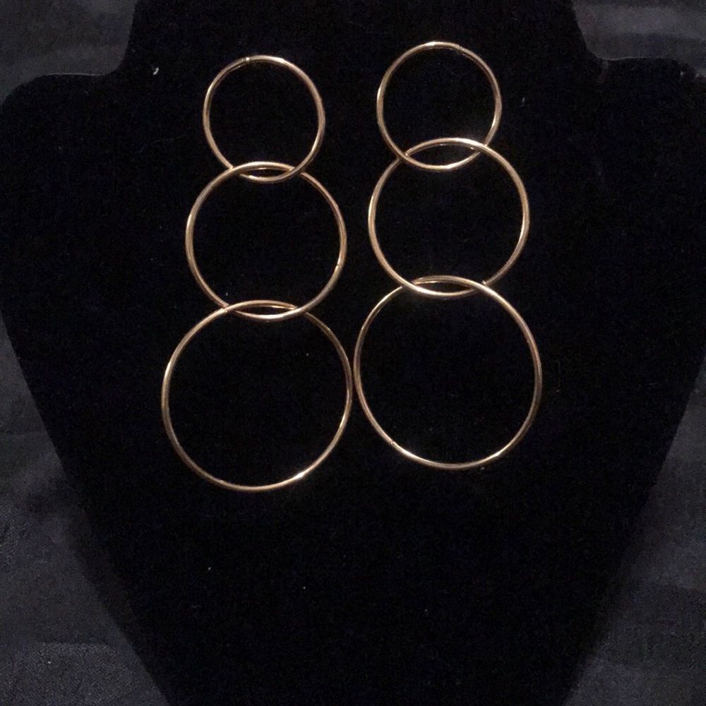 Dressy earrings